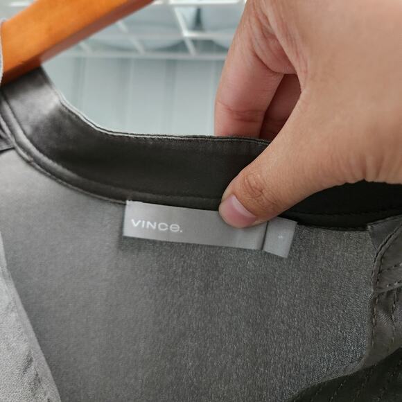 Vince Silk Shirred Drape Pullover Long Sleeve V neck Blouse in Frog - Picture 7 of 10